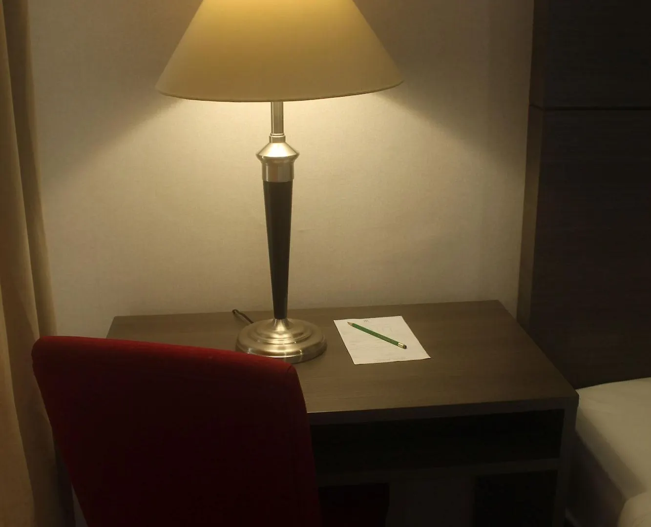 88 Courtyard Hotel Pasay