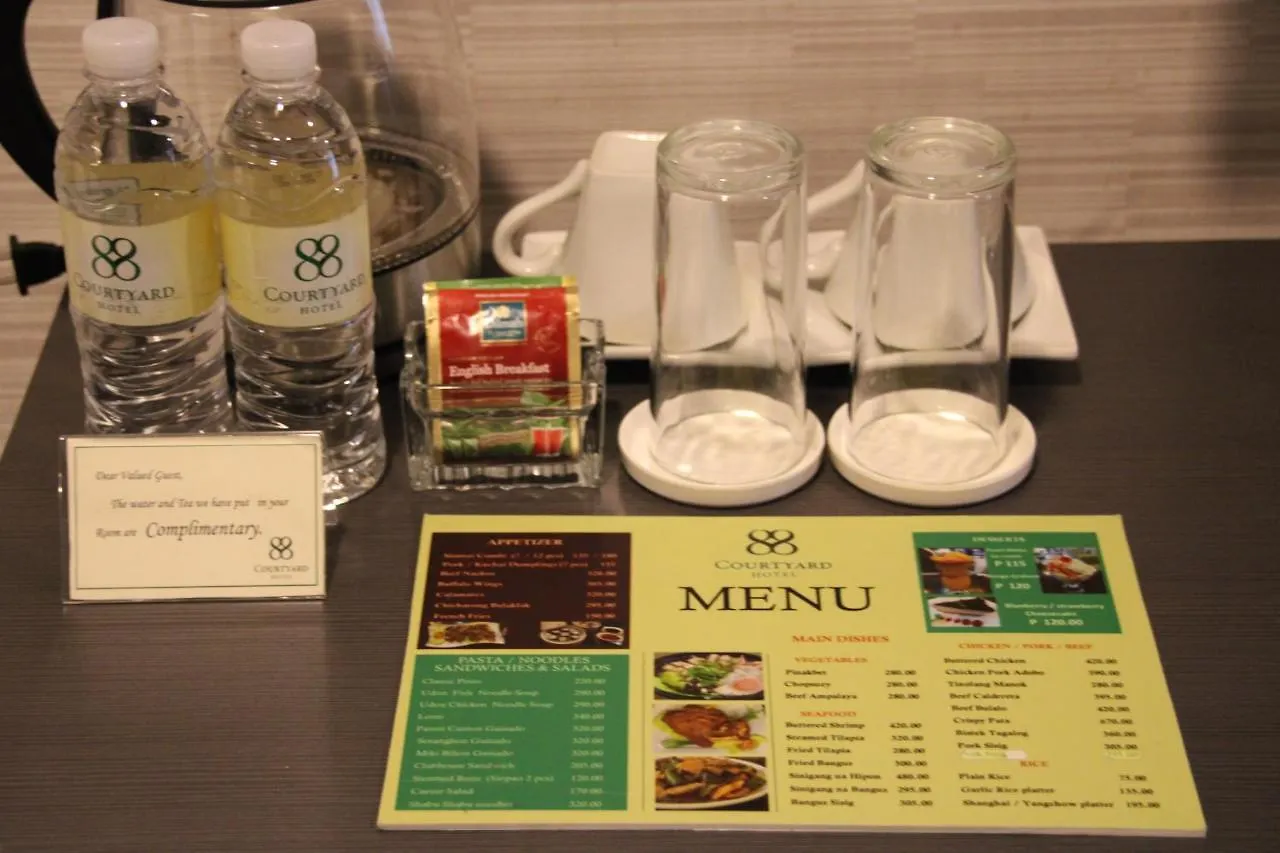88 Courtyard Hotel Pasay Philippinen